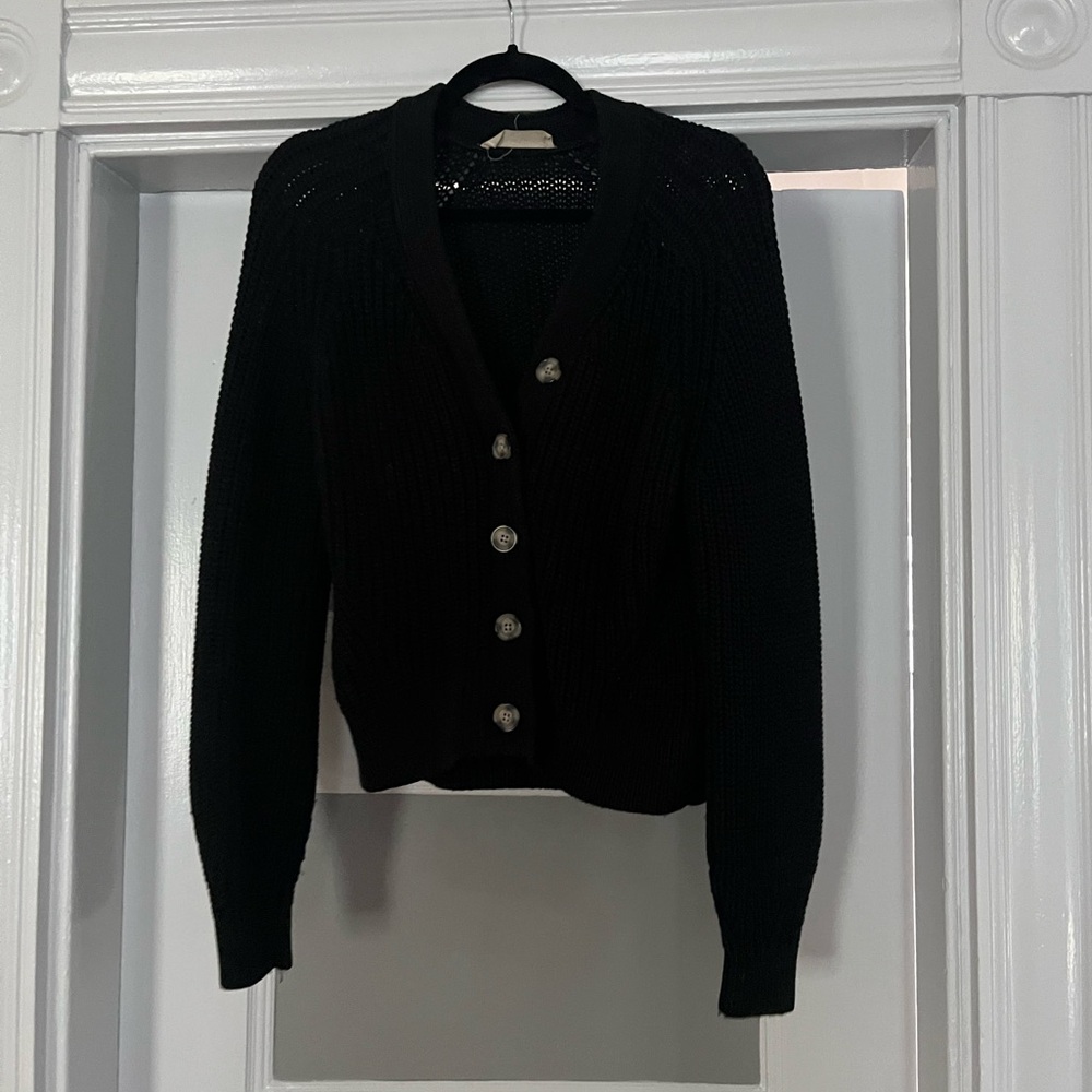 Thick-knit Everlane cardigan.